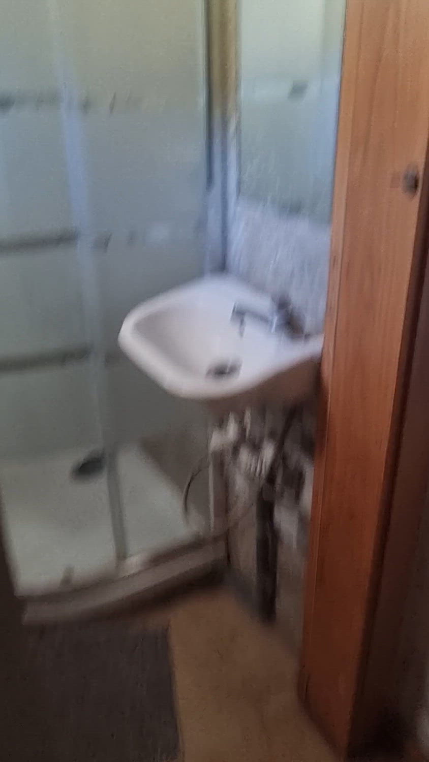 Kiinteistön ensimmäinen kuva